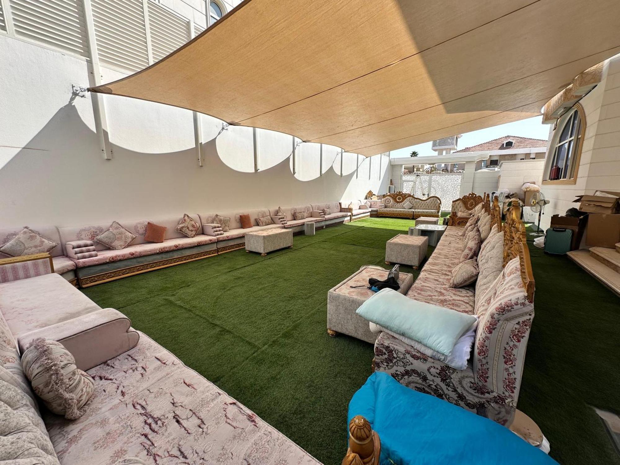 International Abu Dhabi Hostel Eksteriør bilde