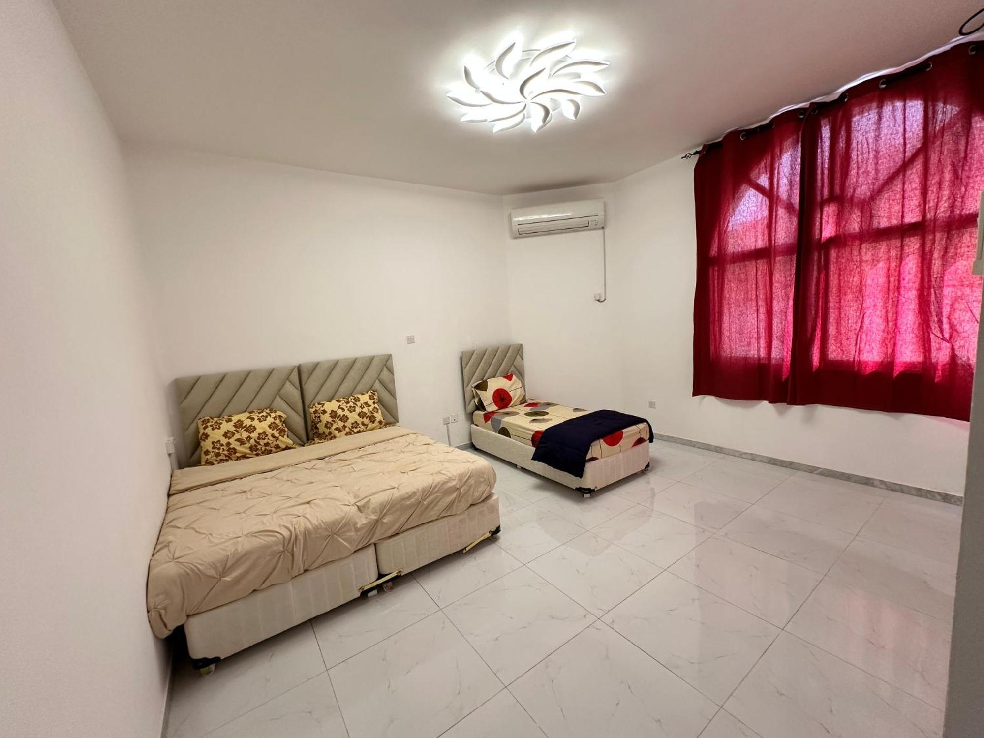 International Abu Dhabi Hostel Eksteriør bilde