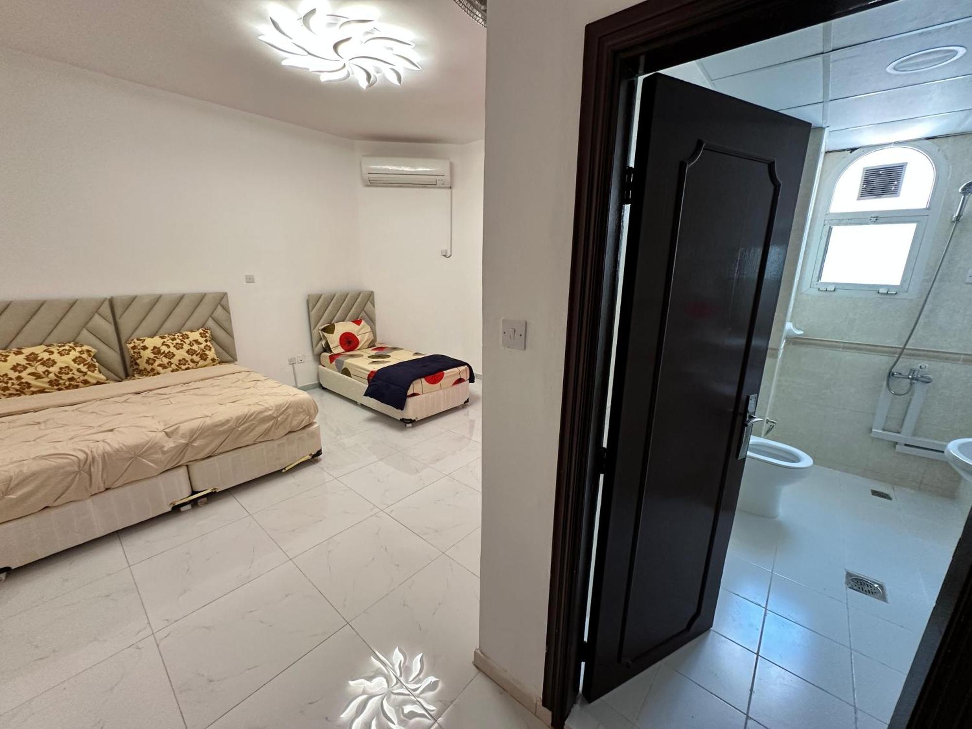 International Abu Dhabi Hostel Eksteriør bilde