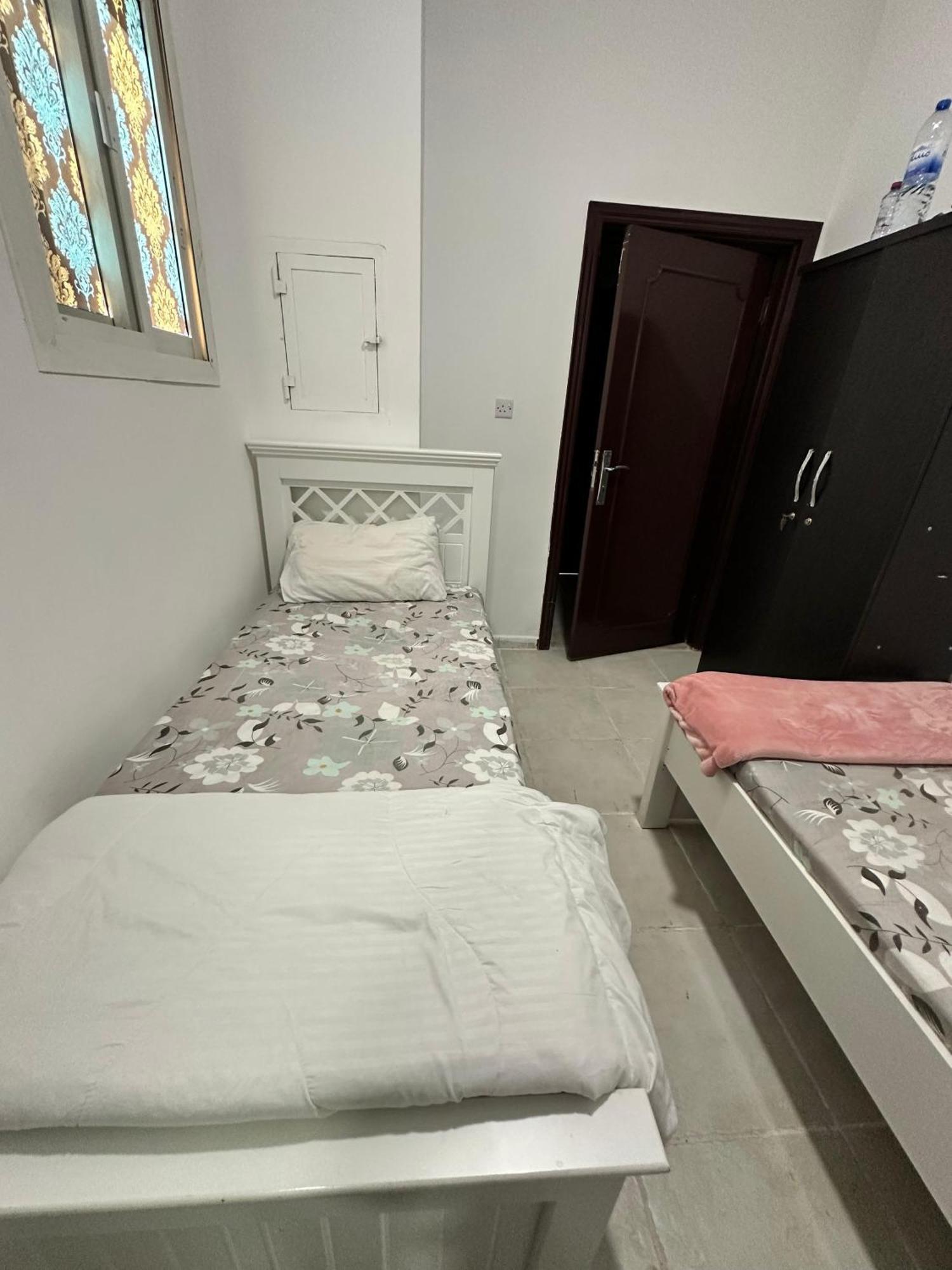 International Abu Dhabi Hostel Eksteriør bilde