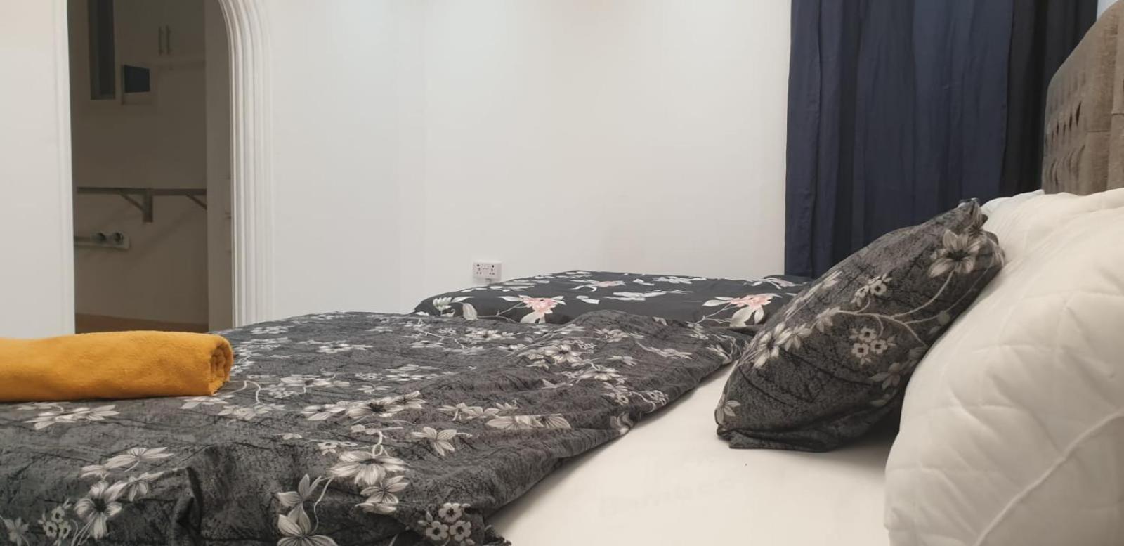 International Abu Dhabi Hostel Eksteriør bilde